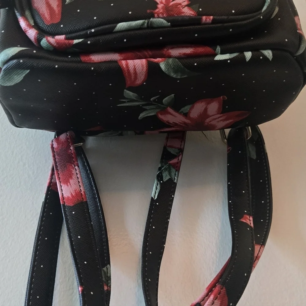 GUESS Black and Red Floral Backpack NWOT